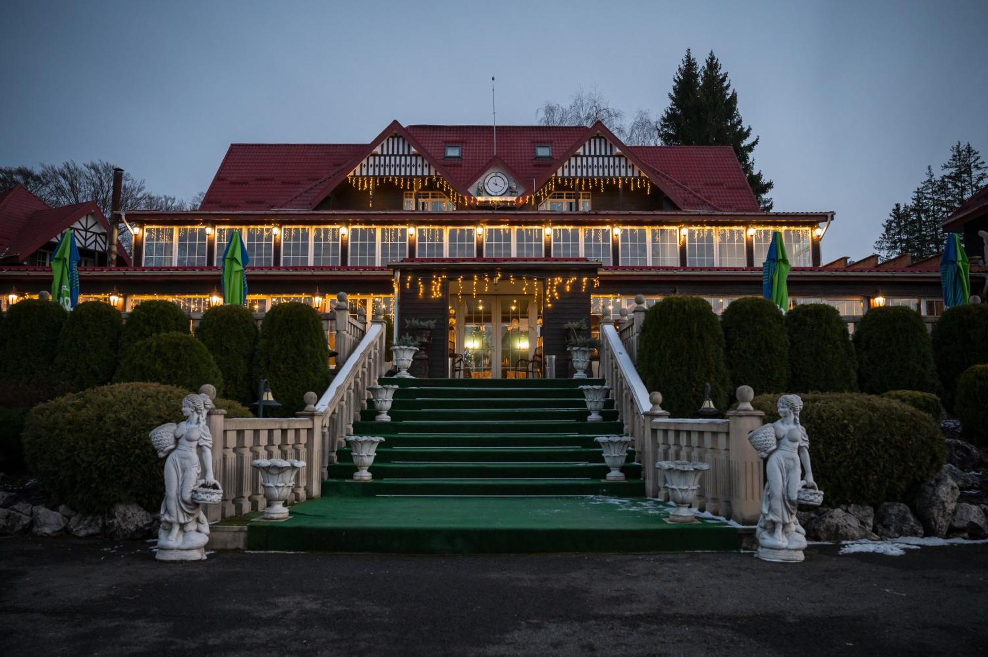 Hotel Complex Monterai à Poiana Brasov Extérieur photo